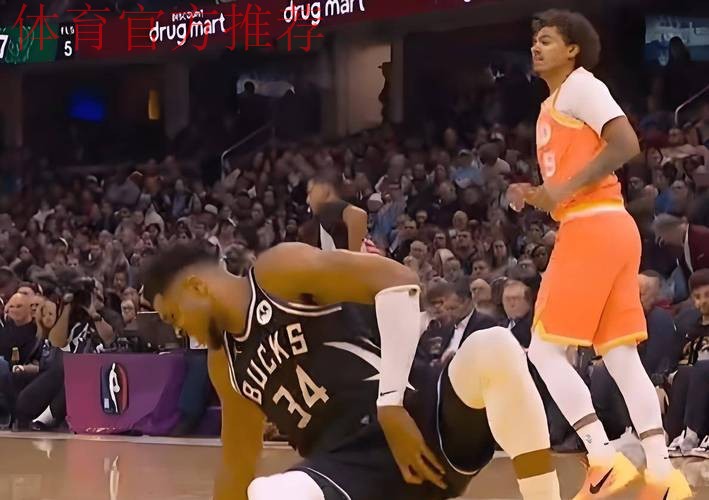 字母哥伤退米切尔37+5+7 梅里尔20分骑士力克雄鹿 字母哥伤退米切尔37+5+7 梅里尔20分骑士力克雄鹿