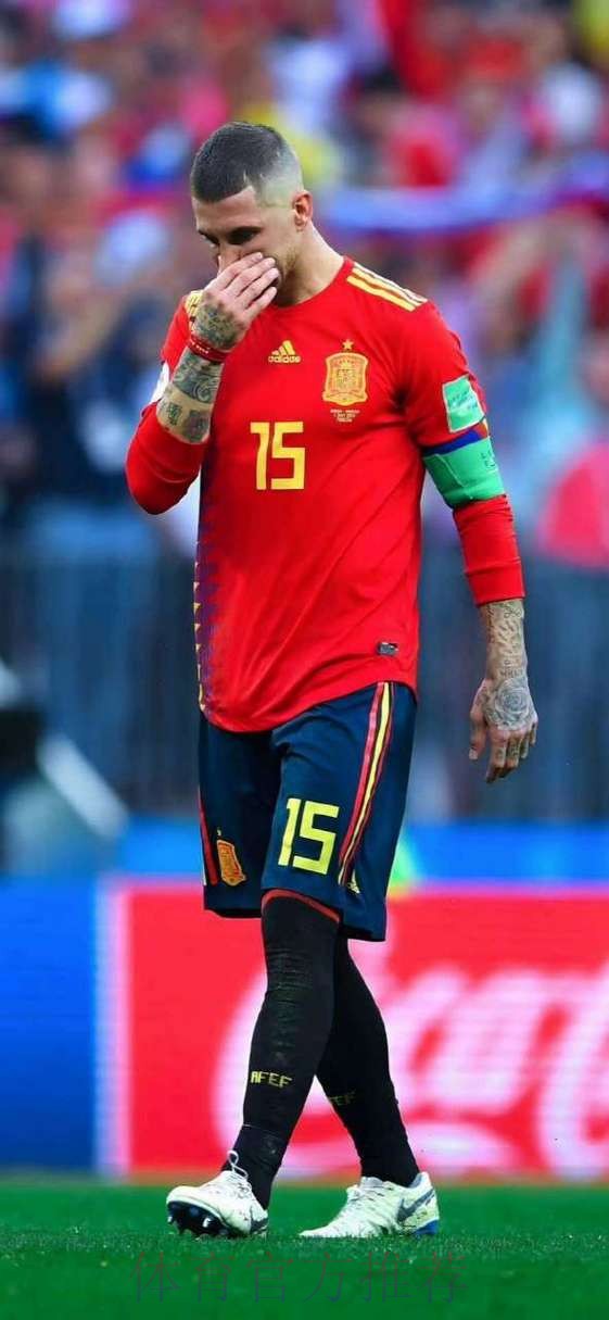 曼晚:拉莫斯是天生赢家 短期签约曼联很合适 曼晚:拉莫斯是天生赢家 短期签约曼联很合适